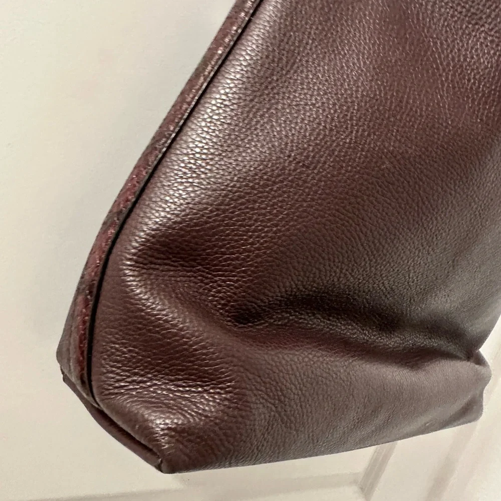 Coach Marlon Hobo Bag Burgundy Maroon‎ Pebble Leather